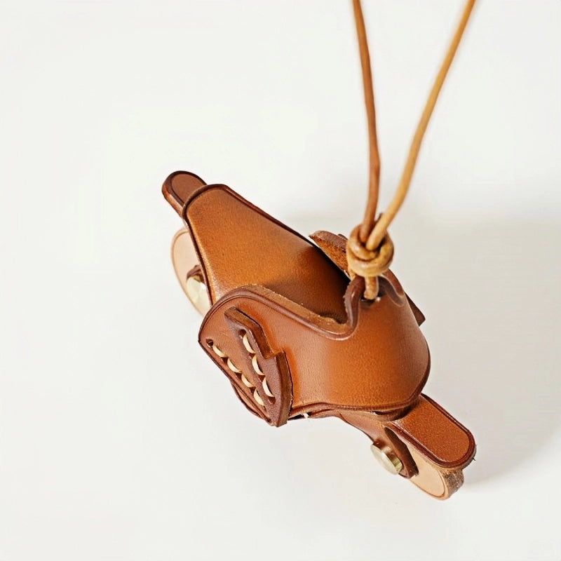 Flying Motorcycle Leather Bag Charm – Handcrafted Vegetable-Tanned Keychain for Bags or Keys, 3D Design, Unique Adventure-Inspired Gift