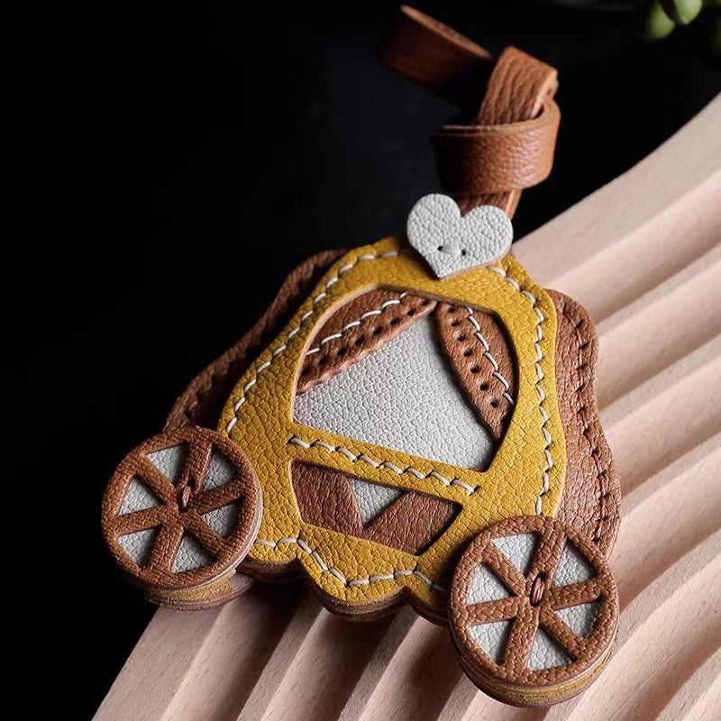 Original Designed Pumpkin Carriage Bag Charm, Handcrafted Full-Grain Goatskin, Elegant Keychain, Couple Gift, Luxury Car Bag Decoration