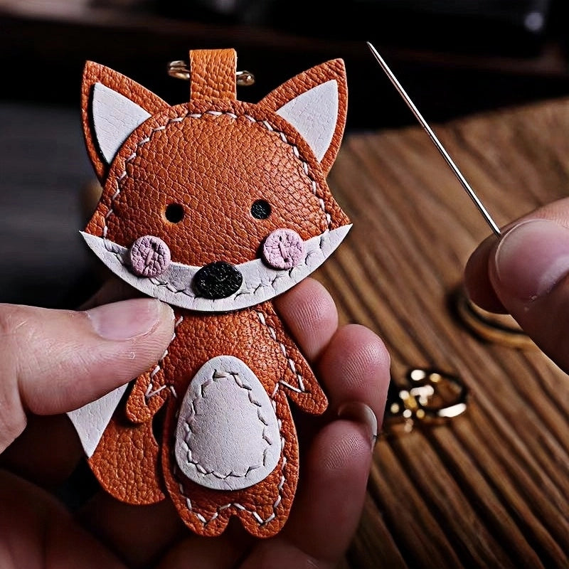 Little Fox Bag Charm – Handcrafted Full-Grain Lambskin, Adorable Fox Design Keychain, Girls' Bag Decoration, Whimsical Touch for Bags and Keys